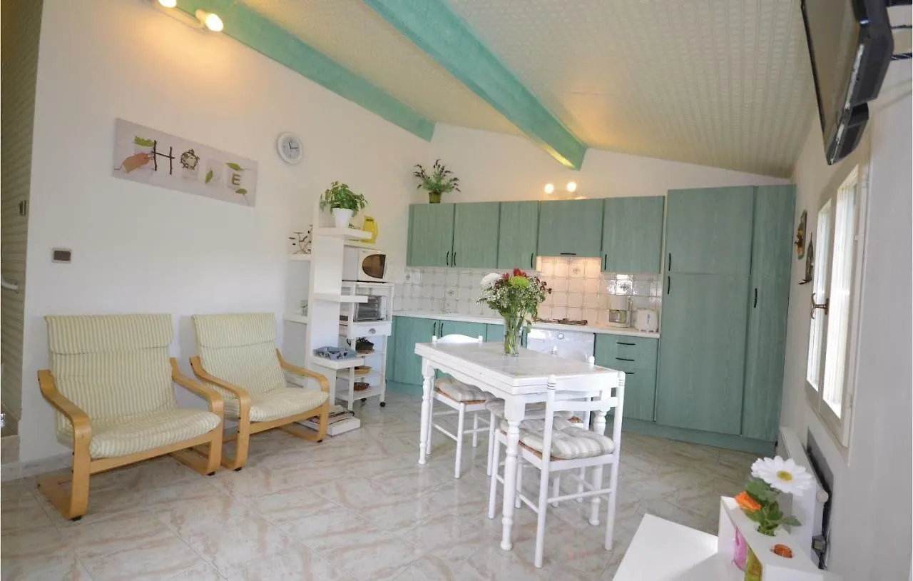 Semesterbostad 1 Bedroom Awesome Home In Visan