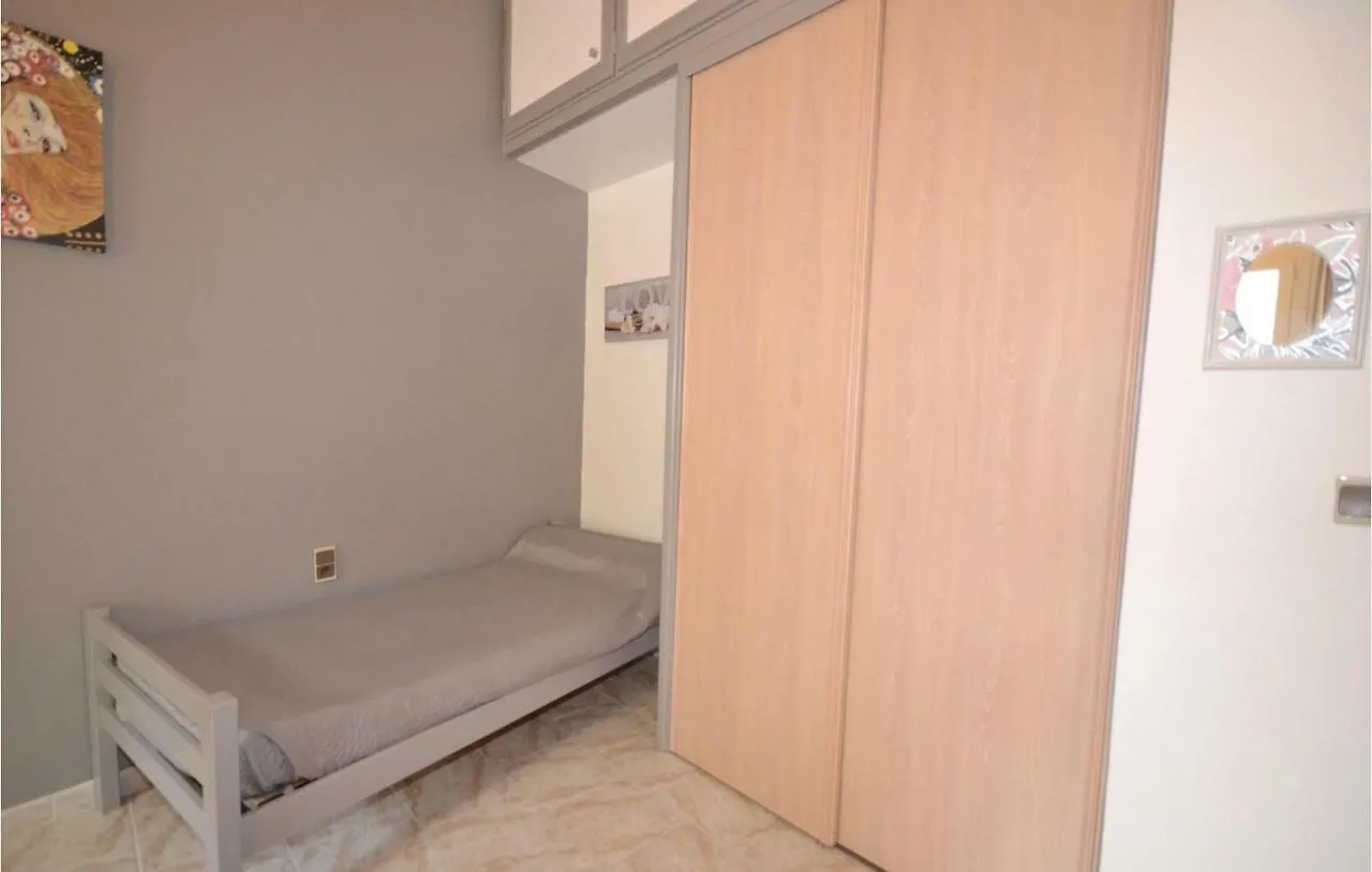 1 Bedroom Awesome Home In Visan